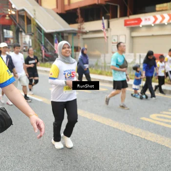 Runner Photo 4656266
