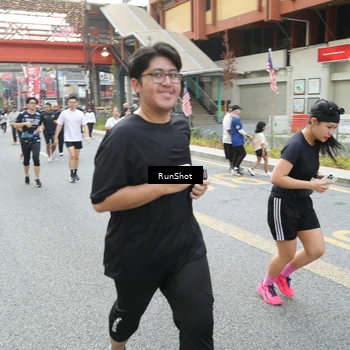 Runner Photo 4656413