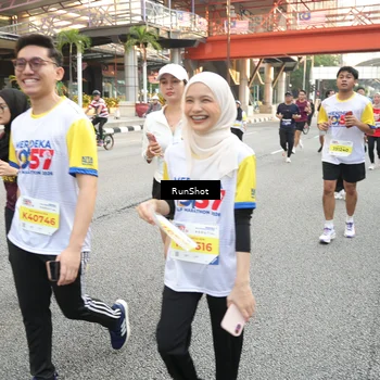 Runner Photo 4656532