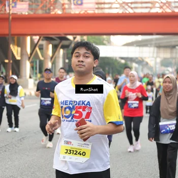 Runner Photo 4656561