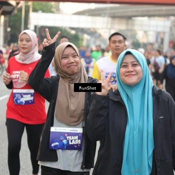 Runner Photo 4656672