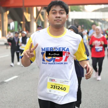 Runner Photo 4656765