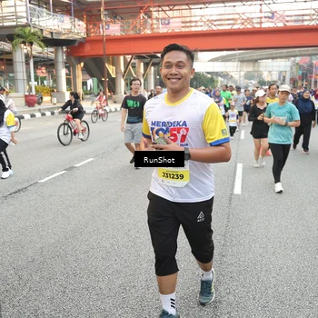 Runner Photo 4656798