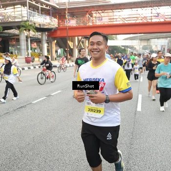 Runner Photo 4656820