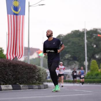 Runner Photo 4656942