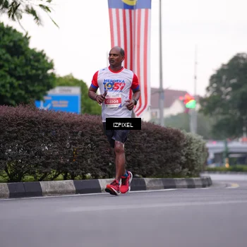 Runner Photo 4657505