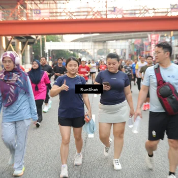 Runner Photo 4657545