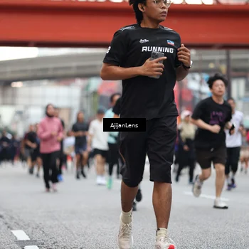 Runner Photo 4657635