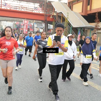 Runner Photo 4657844