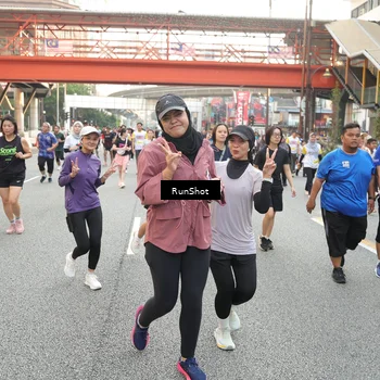 Runner Photo 4658113