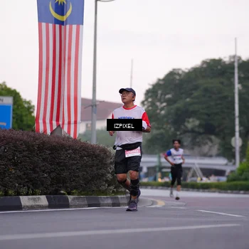 Runner Photo 4658312
