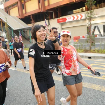 Runner Photo 4658386