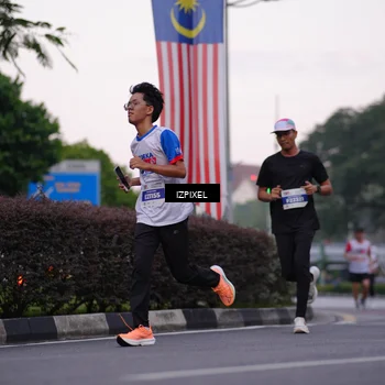 Runner Photo 4658519