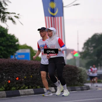 Runner Photo 4658777