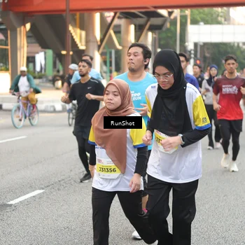 Runner Photo 4659326