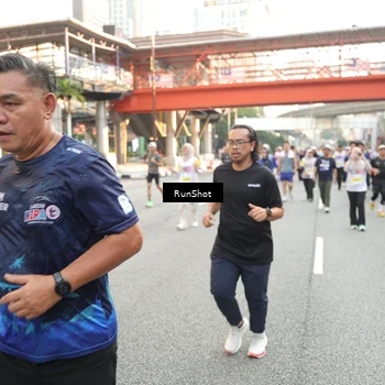 Runner Photo 4659339