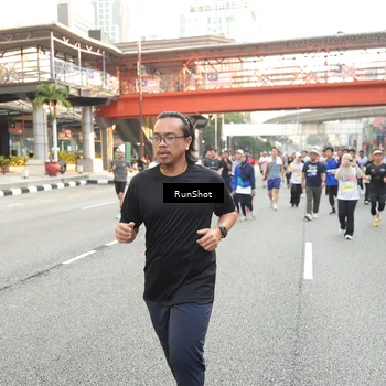 Runner Photo 4659360
