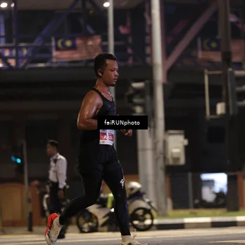 Runner Photo 4659365