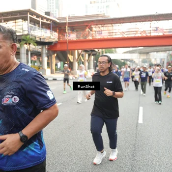 Runner Photo 4659367
