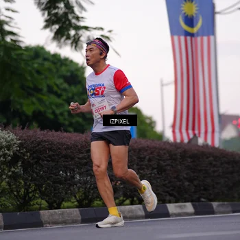 Runner Photo 4659407