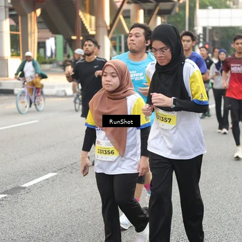 Runner Photo 4659425