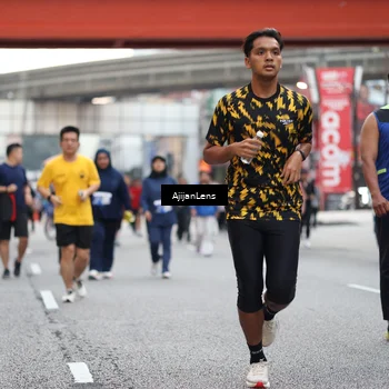Runner Photo 4659435