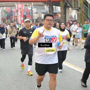 Runner Photo 4659441