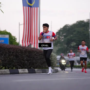 Runner Photo 4659519