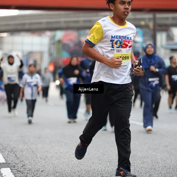 Runner Photo 4659572