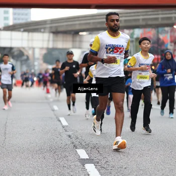 Runner Photo 4659641