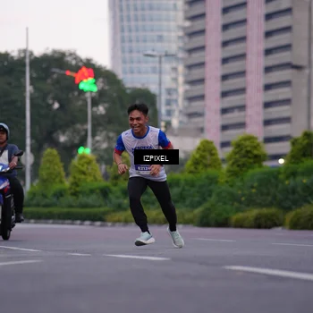 Runner Photo 4660024