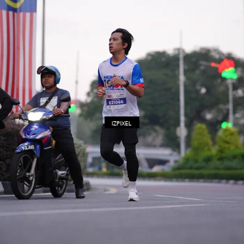 Runner Photo 4660060