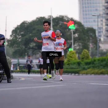 Runner Photo 4660140