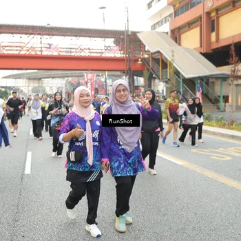 Runner Photo 4660176