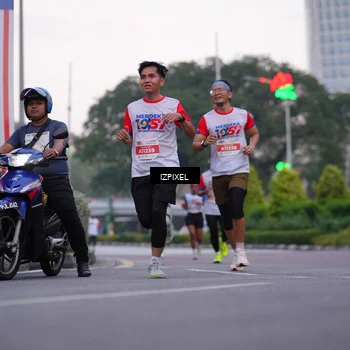Runner Photo 4660256