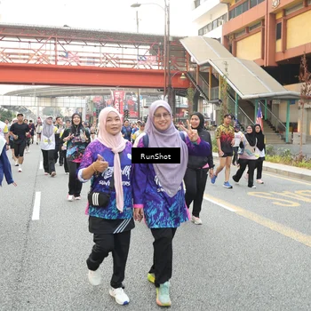 Runner Photo 4660261