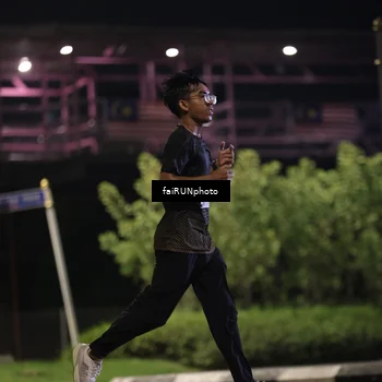 Runner Photo 4660298