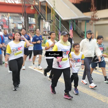 Runner Photo 4660348
