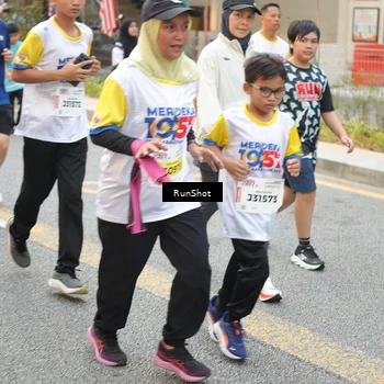 Runner Photo 4660380