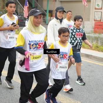 Runner Photo 4660389