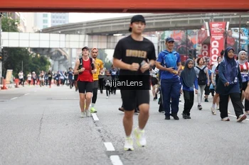 Runner Photo 4660400