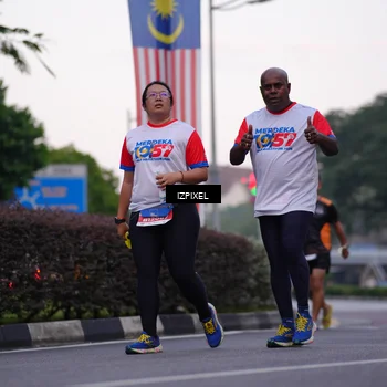 Runner Photo 4660410