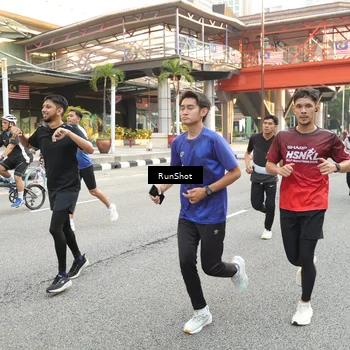 Runner Photo 4660534