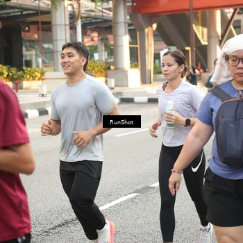 Runner Photo 4660560