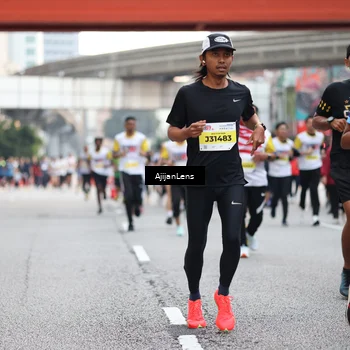 Runner Photo 4660600