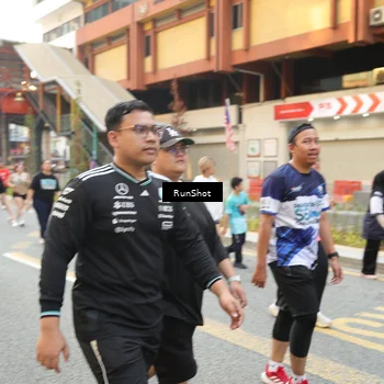Runner Photo 4660611
