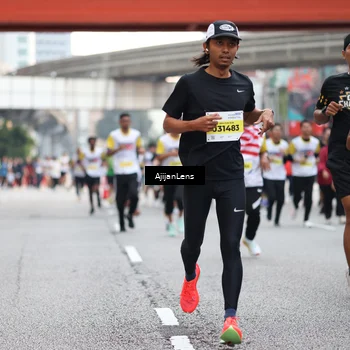Runner Photo 4660618