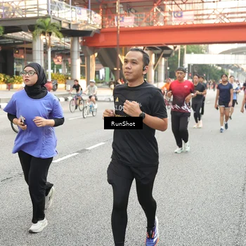 Runner Photo 4660649