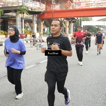 Runner Photo 4660658