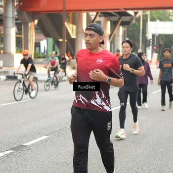 Runner Photo 4660711